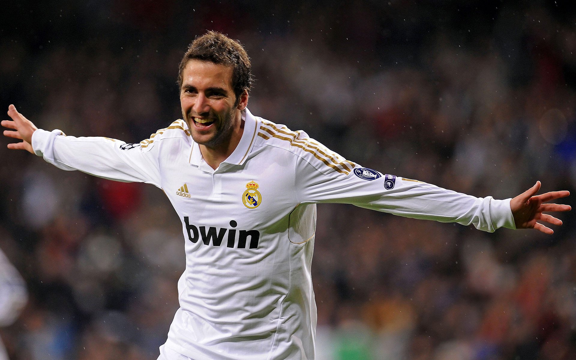 绝境逆袭，深圳队强行终结爵士，武切维奇完成自我救赎