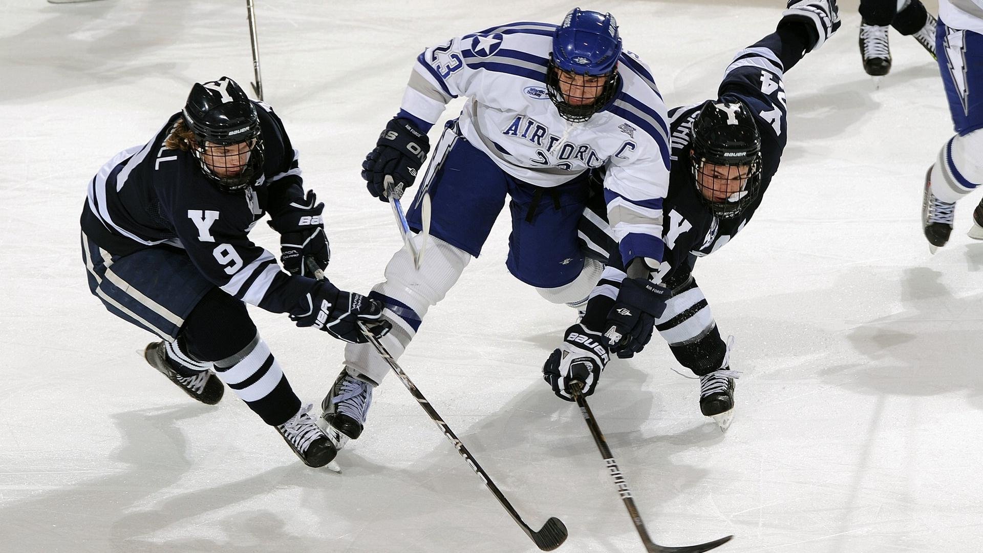 黄鸭组合高光闪耀，日本队力克丹麦队展现亚洲羽球新高度